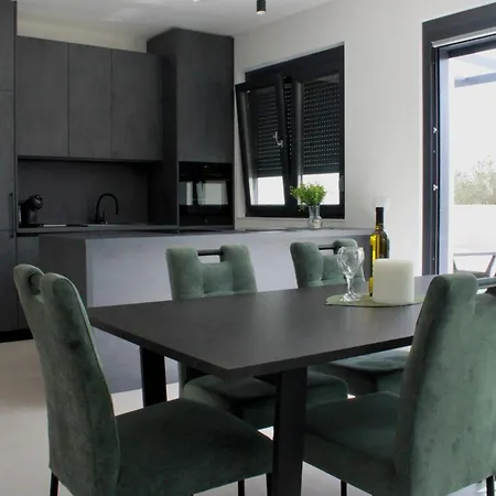 Holiday home Kuca Za Odmor Justin